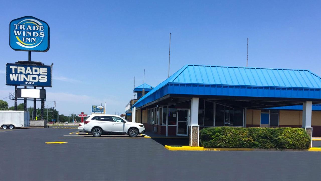 Trade Winds Inn Clinton Esterno foto